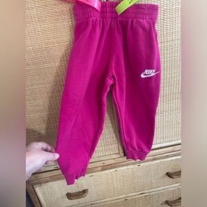 Pink nike toddler sweatpants size 4 (xs)